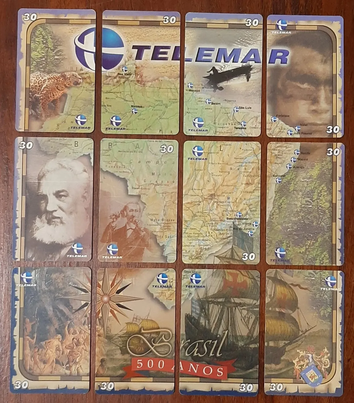 Série Telemar Brasil 500 Anos: 12 cartões formando um mosaico do mapa do Brasil